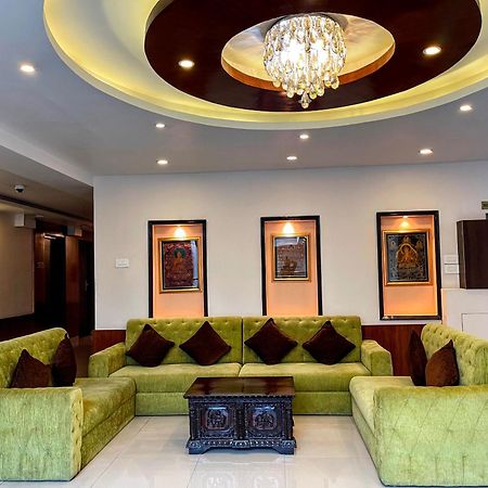 Yatri Suites And Spa Kathmandu Buitenkant foto