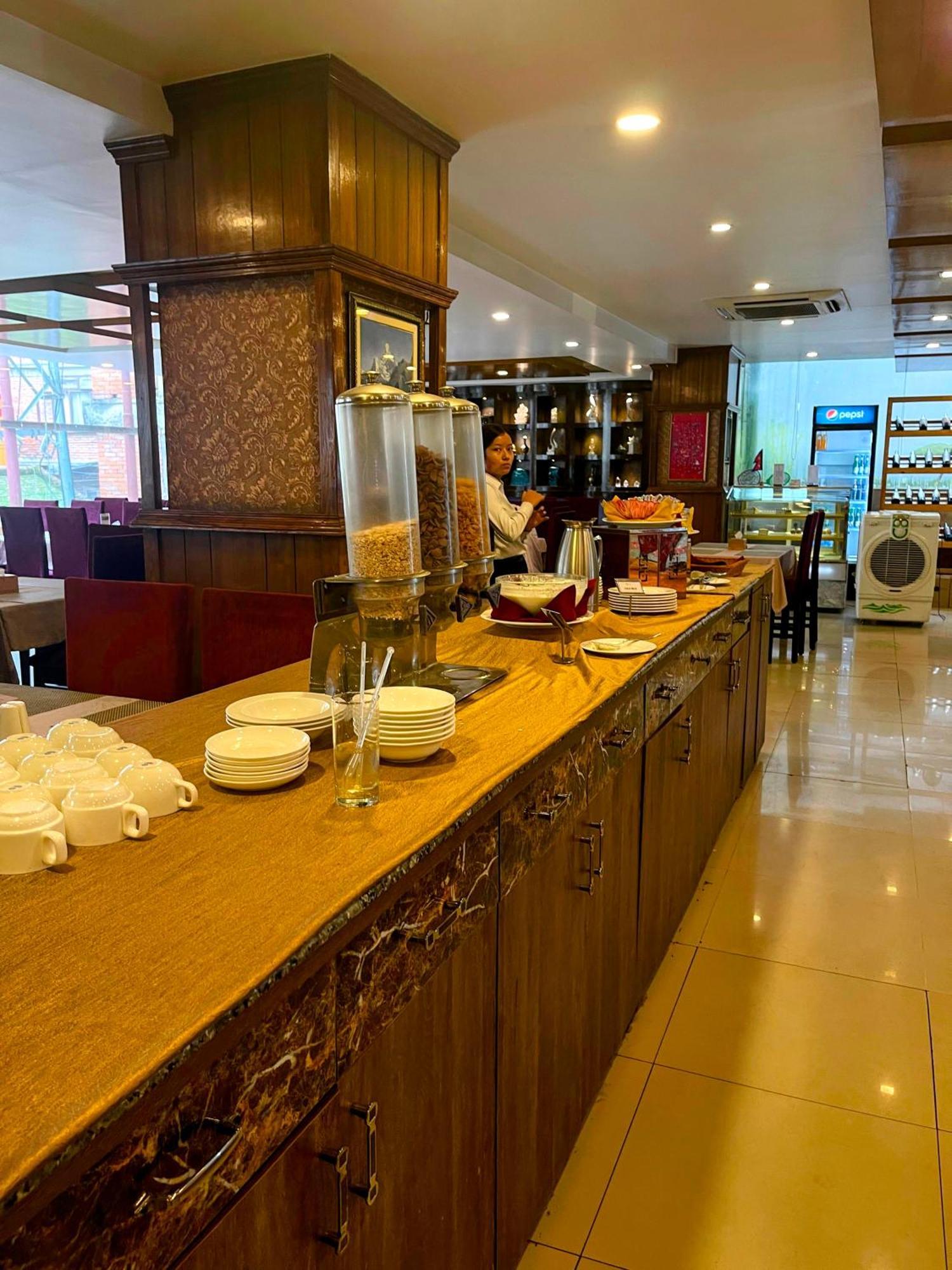 Yatri Suites And Spa Kathmandu Buitenkant foto