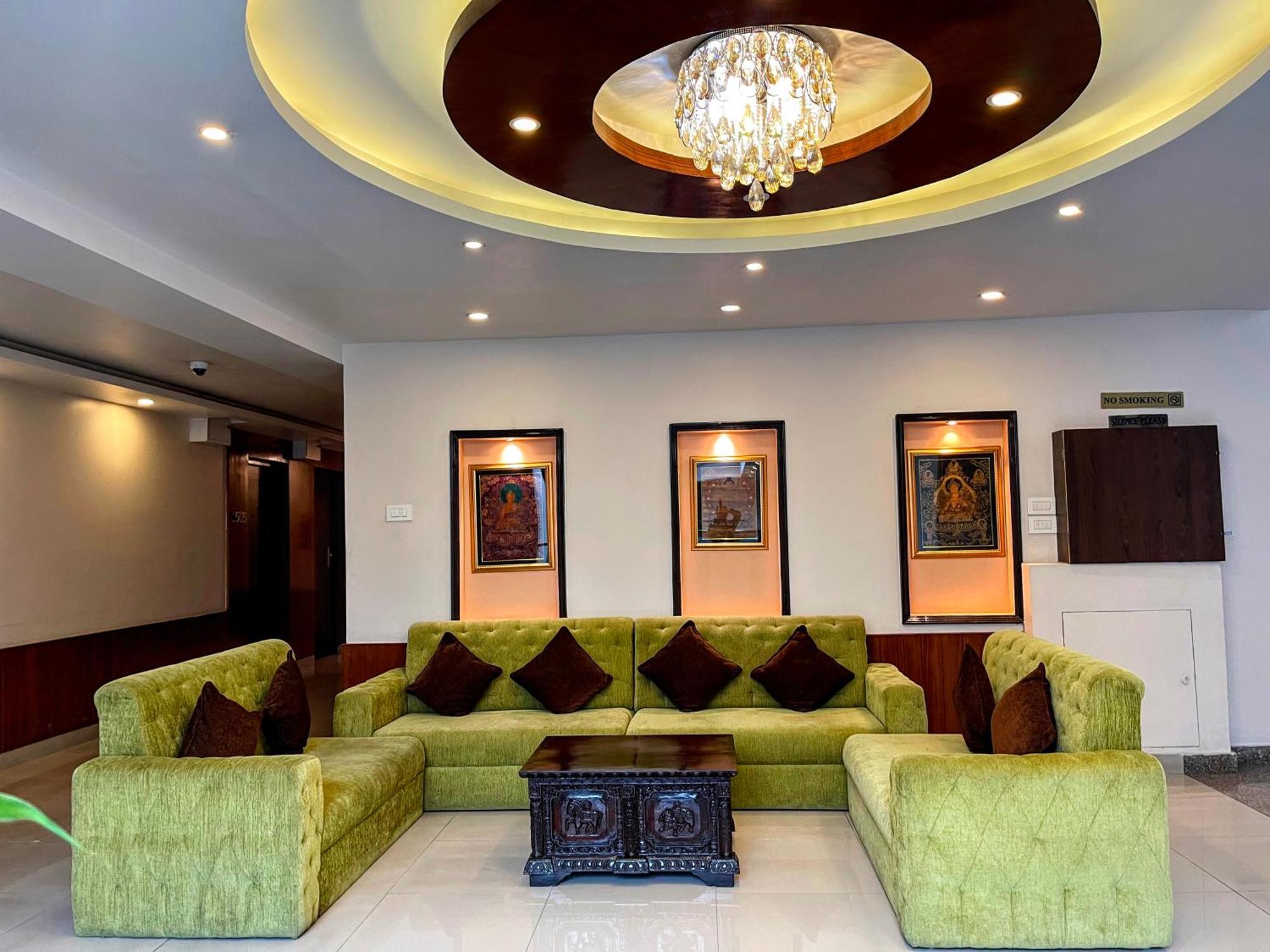 Yatri Suites And Spa Kathmandu Buitenkant foto