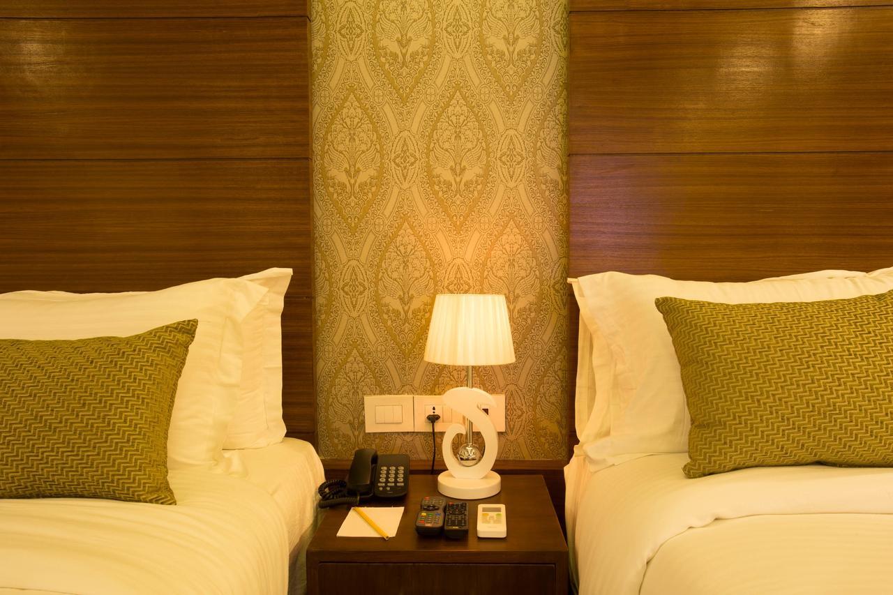 Yatri Suites And Spa Kathmandu Buitenkant foto