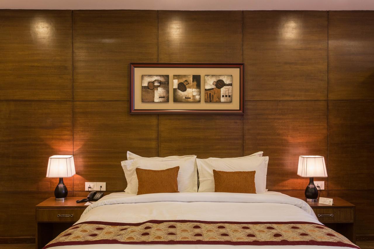 Yatri Suites And Spa Kathmandu Buitenkant foto