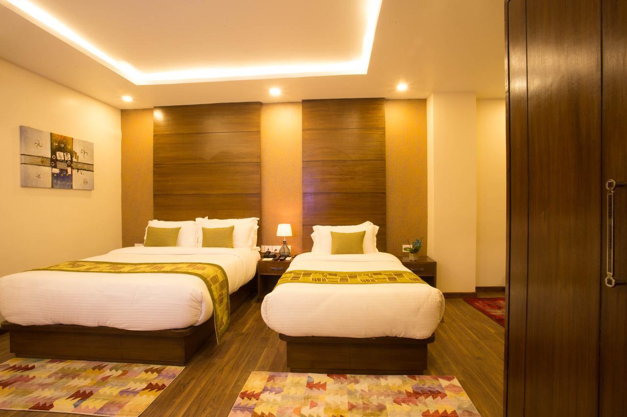 Yatri Suites And Spa Kathmandu Buitenkant foto